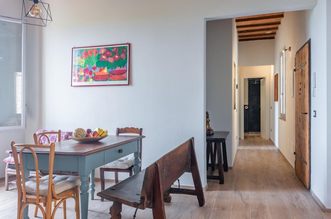 Porta Romana Elegant Apartments With Private Parking! Сієна Екстер'єр фото