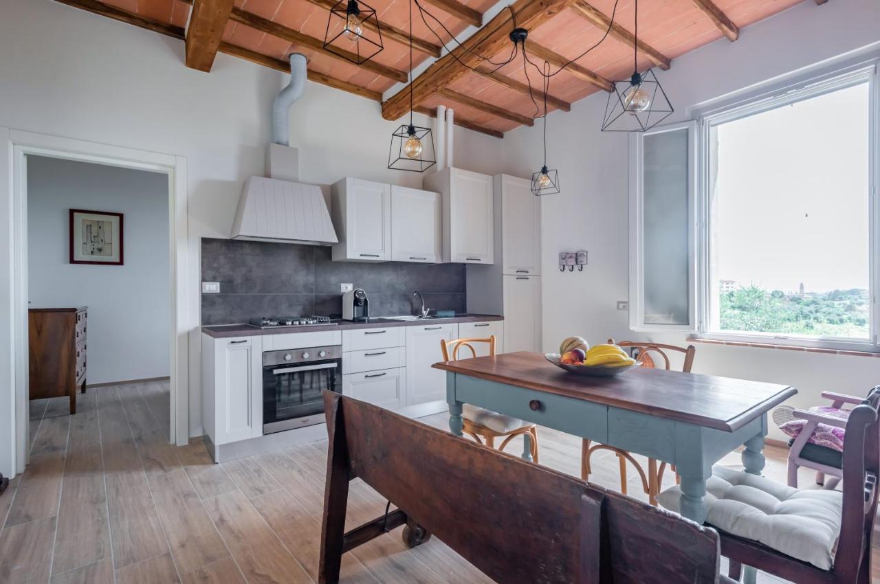 Porta Romana Elegant Apartments With Private Parking! Сієна Екстер'єр фото