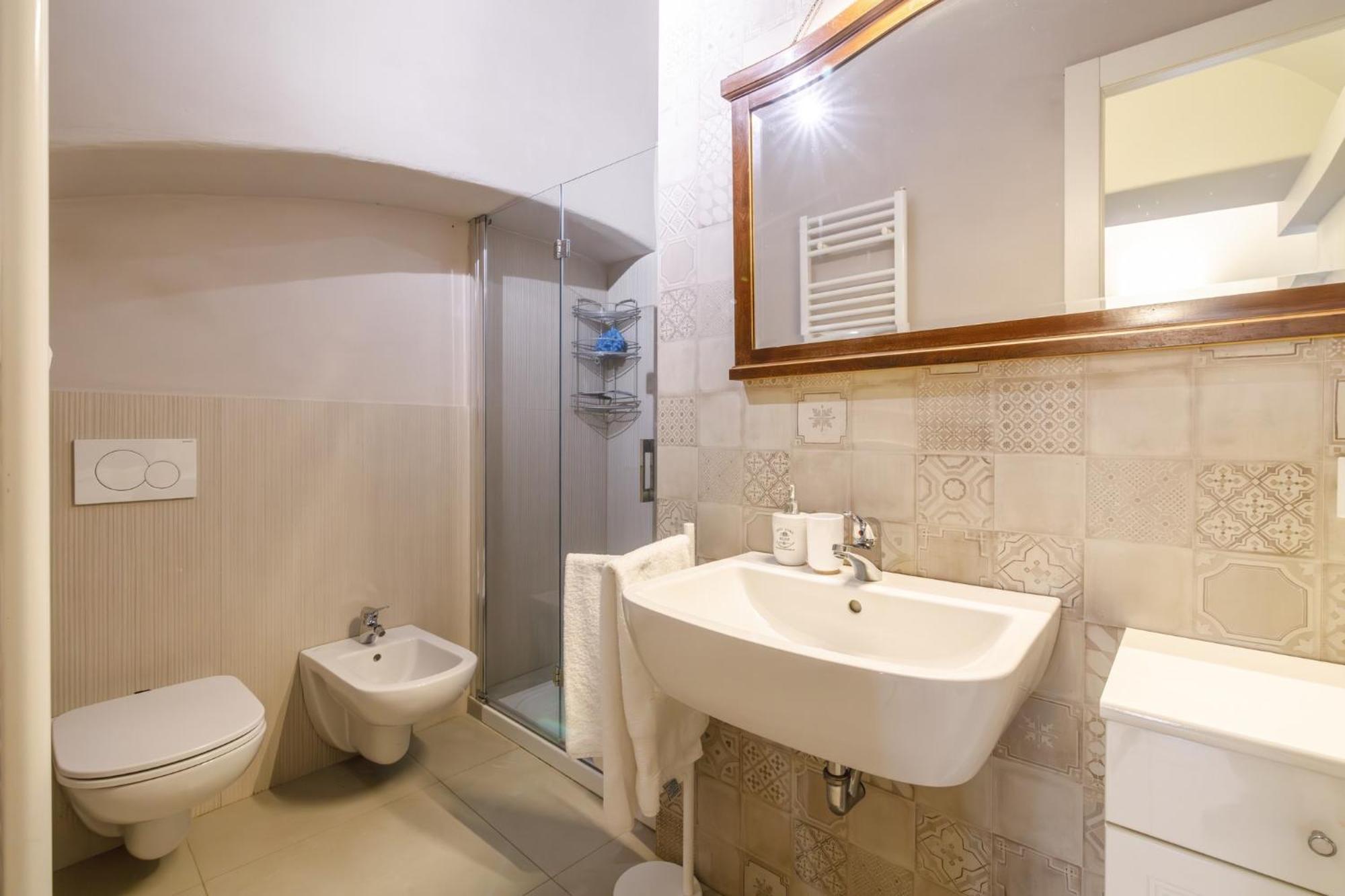 Porta Romana Elegant Apartments With Private Parking! Сієна Екстер'єр фото
